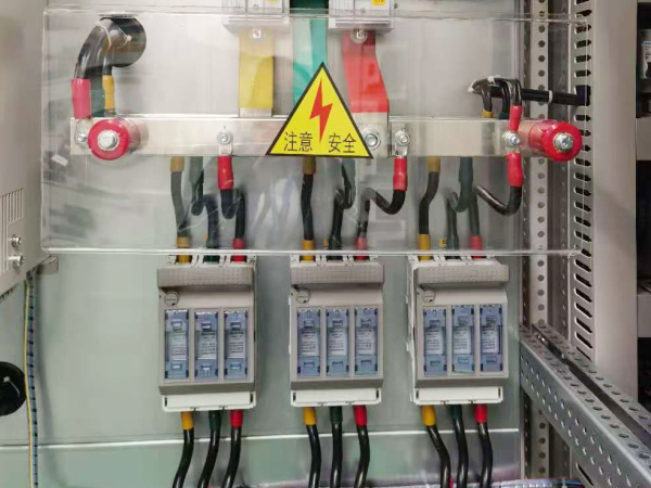 電控柜細節 電控柜細節