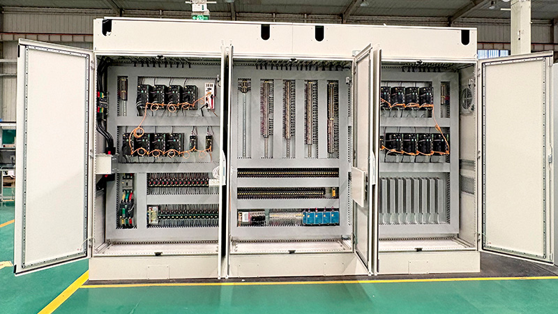 伺服控制柜：工業(yè)自動(dòng)化的硬核支撐與全鏈路優(yōu)勢解析