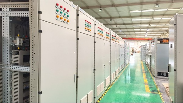 河南大型控制柜定做廠家、供應(yīng)商