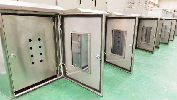 鄭州ggd控制柜柜殼廠家、不銹鋼殼體供應商