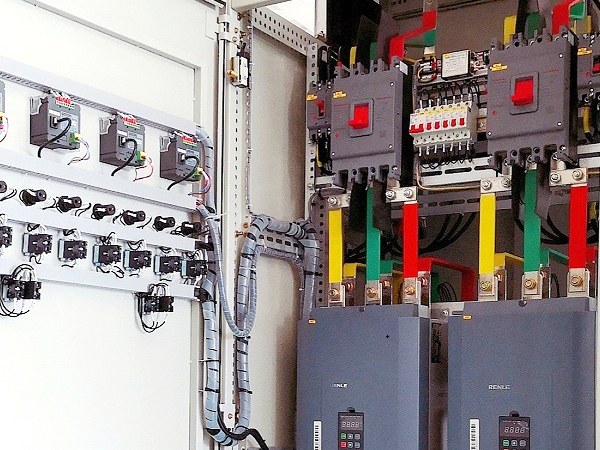 軟啟柜細節 軟啟柜細節