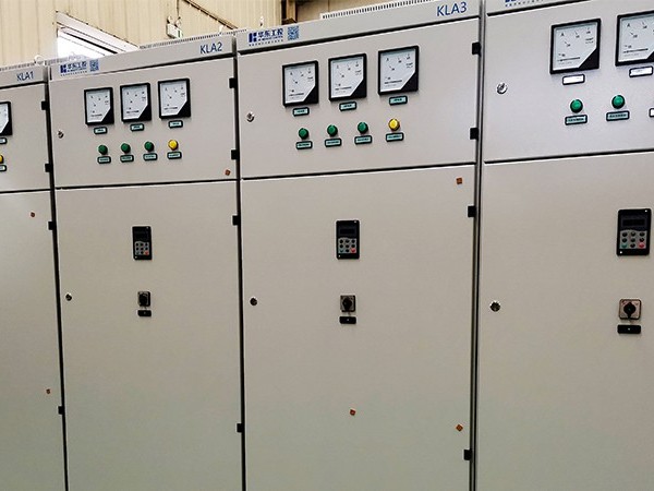 華東工控變頻控制柜具有哪些性能特點讓客戶選擇？